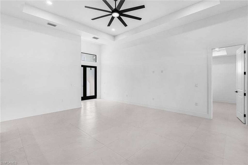417 Sw 23rd Ter - Photo 6 of 32