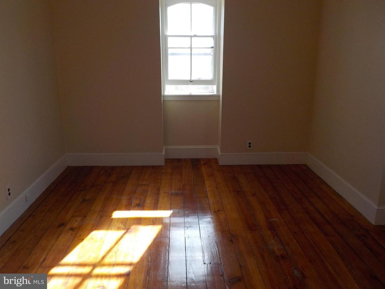 23 Seventh St - Photo 7 of 8