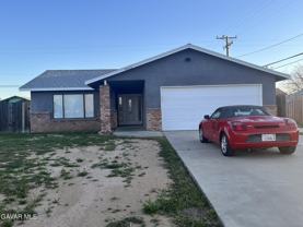 8512 Tamarack Ave - Photo 1 of 1