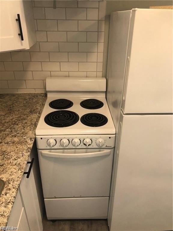 2403 Sewells Point Rd Apt 3 - Photo 4 of 6