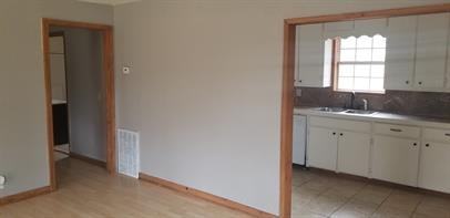 195 S Cumberland St - Photo 7 of 11