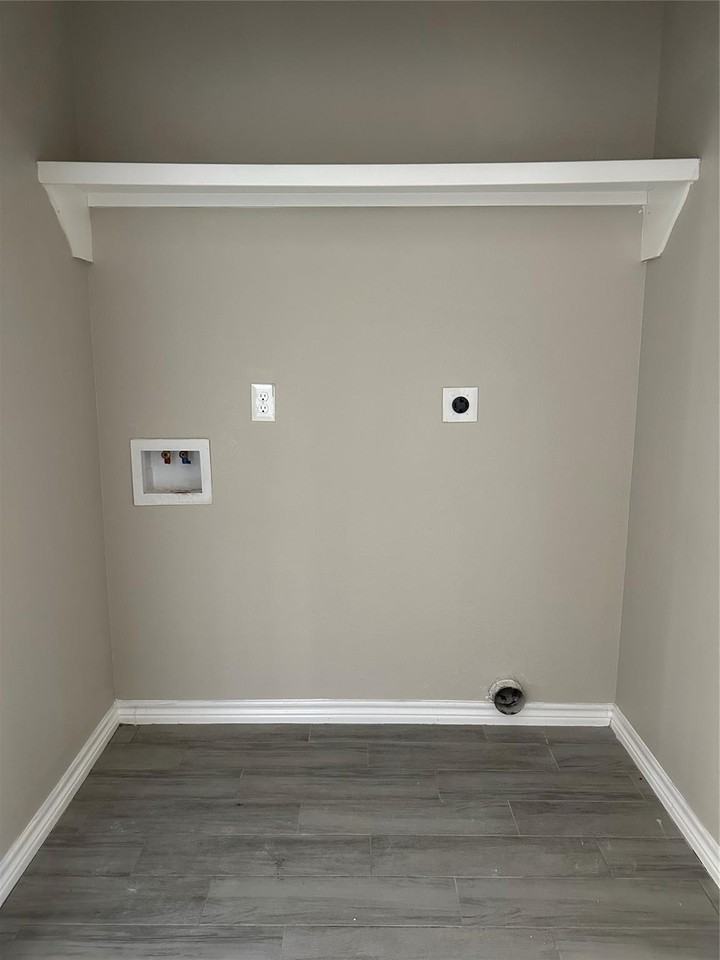 16614 Meadowcroft - Photo 4 of 12