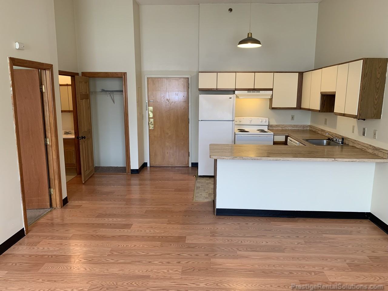 11 Willow St #402 - Photo 2 of 11