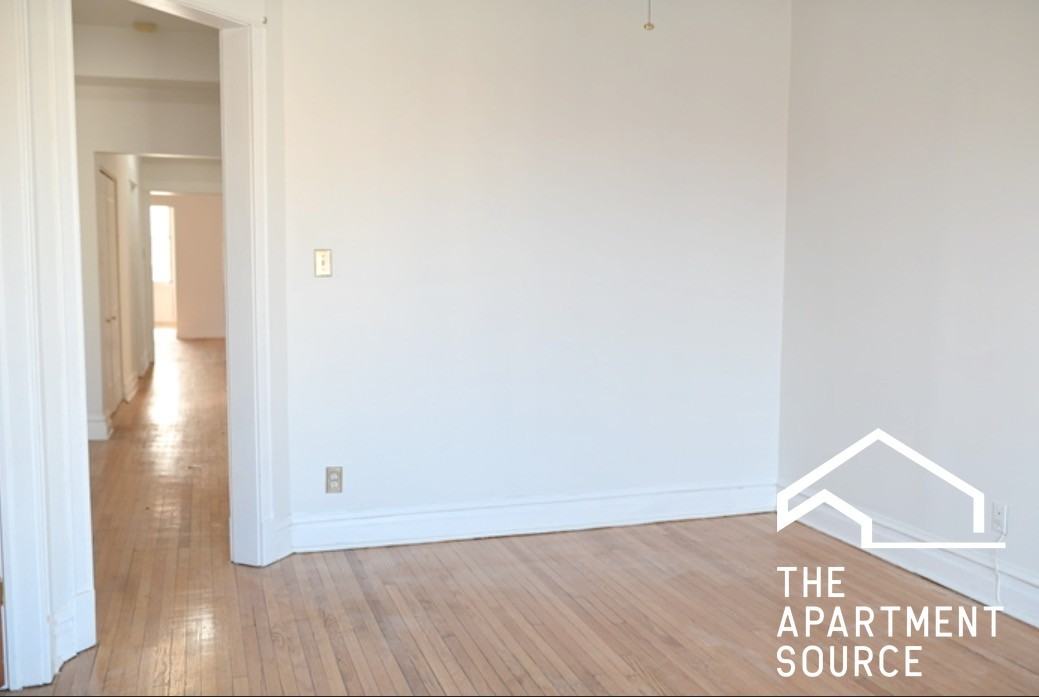 5616 S Prairie Ave #3 - Photo 4 of 15