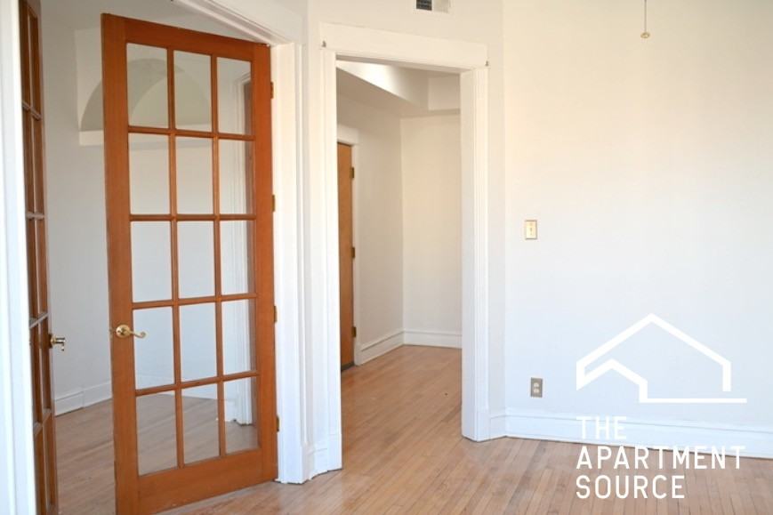 5616 S Prairie Ave #3 - Photo 6 of 15