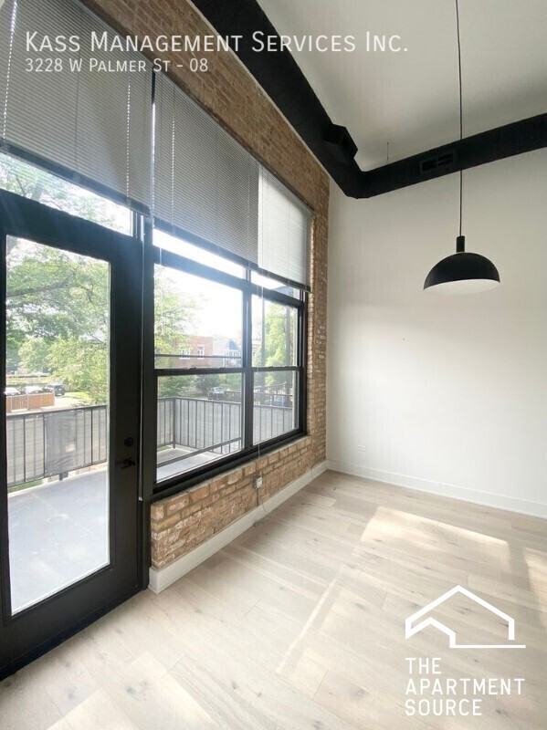 3228 W Palmer St #8 - Photo 4 of 12