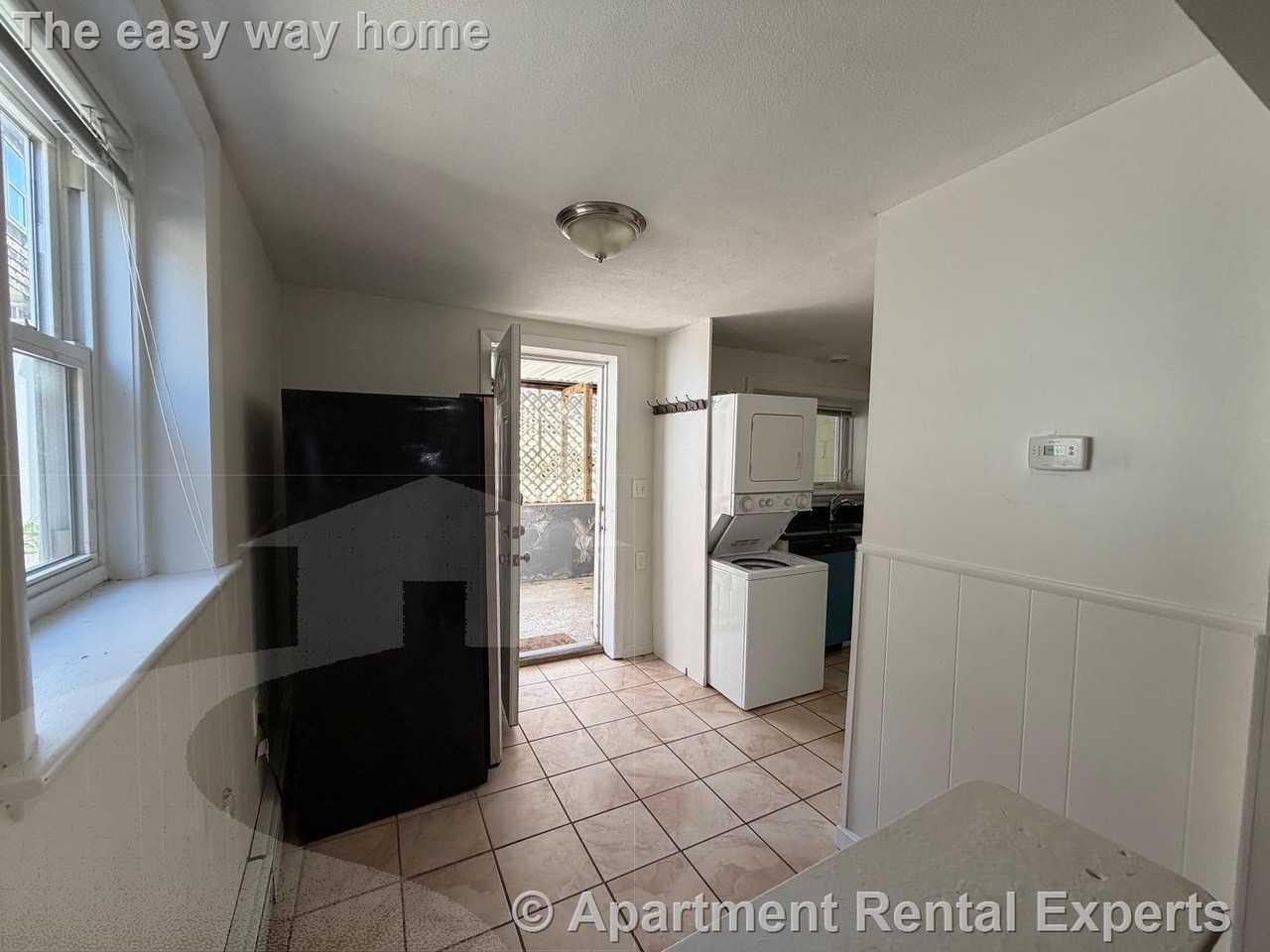 42 Lincoln St #1 - Photo 2 of 15