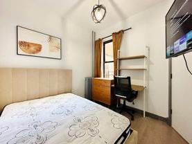 Private Bedroom in 3 Bedroom/1 Bathroom Home - Photo 1 of 1