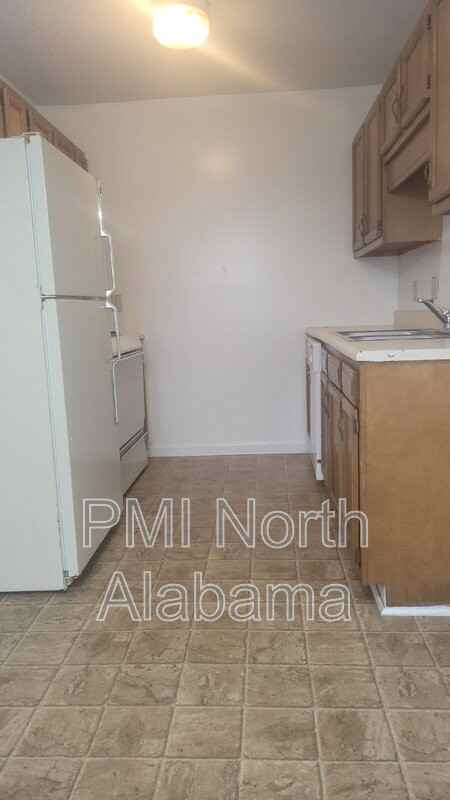 4419 Bonnell Dr Nw #5 - Photo 5 of 13