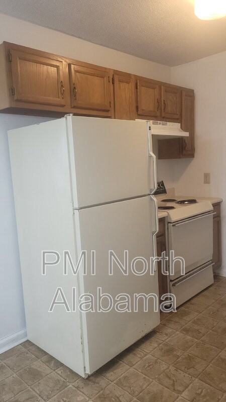 4419 Bonnell Dr Nw #5 - Photo 6 of 13