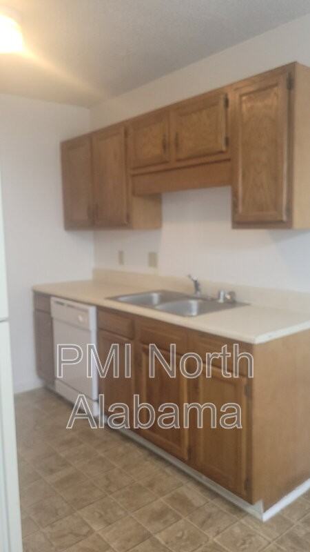 4419 Bonnell Dr Nw #5 - Photo 7 of 13