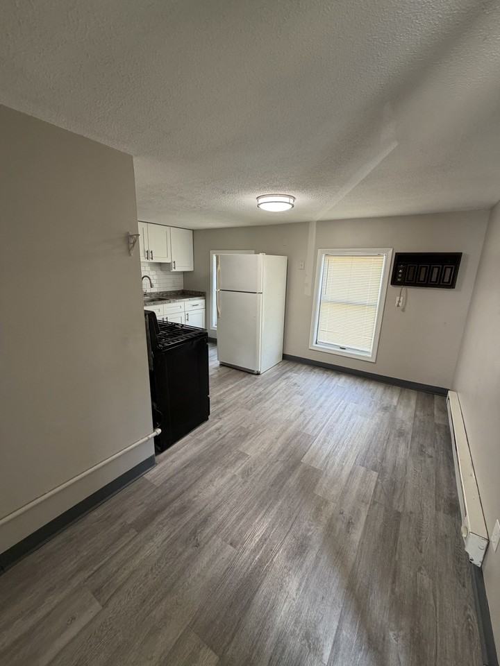 45 Locust St #2S - Photo 3 of 7