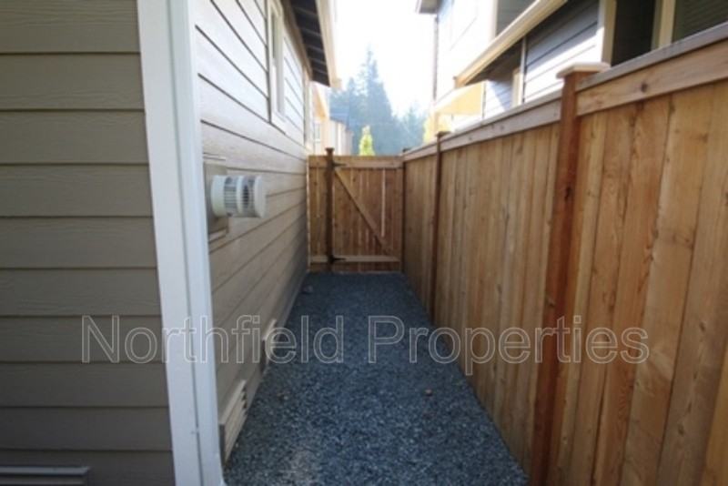 4857 100th St Ne #A - Photo 6 of 26