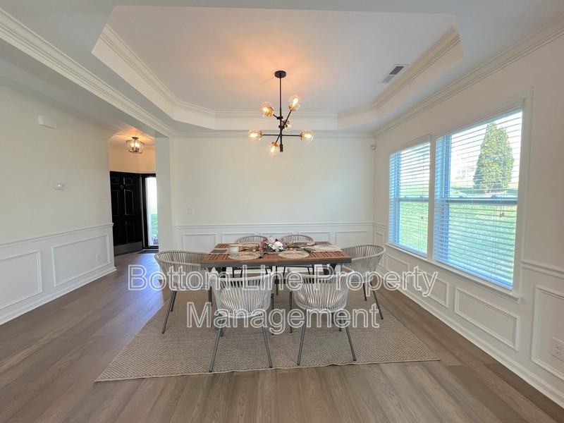 7138 Dove Field Ln - Photo 4 of 29