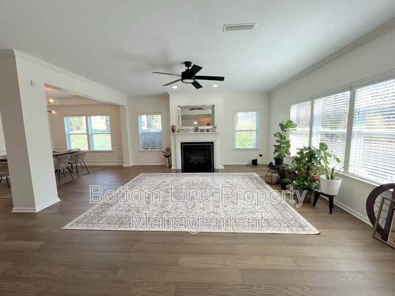7138 Dove Field Ln - Photo 6 of 29