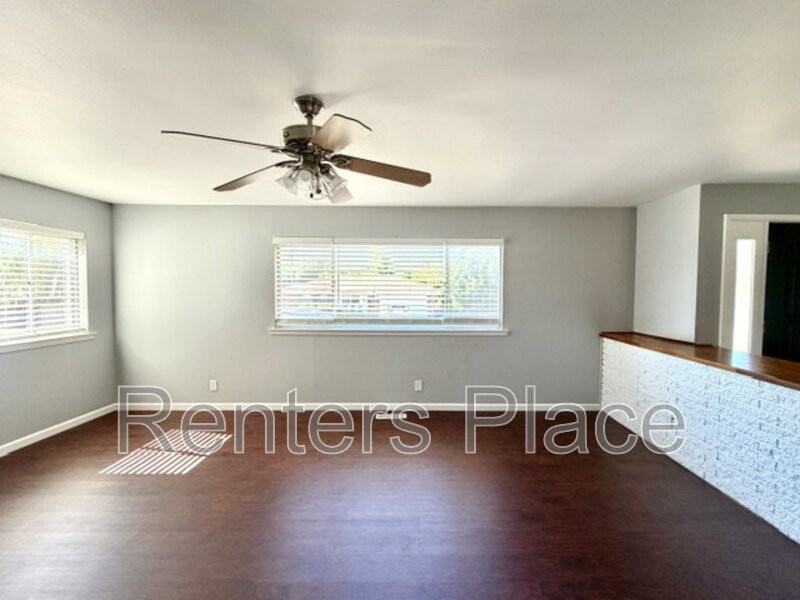 7309 E 30th St - Photo 5 of 20
