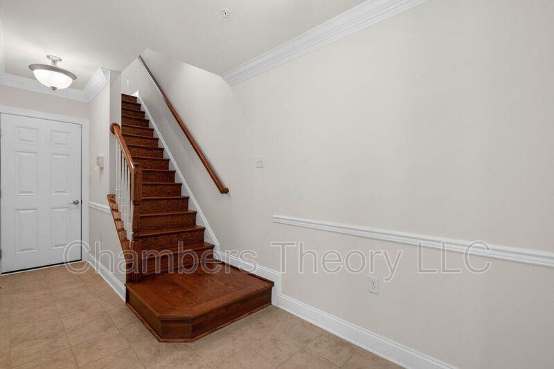 415 N Upton Ct - Photo 3 of 50