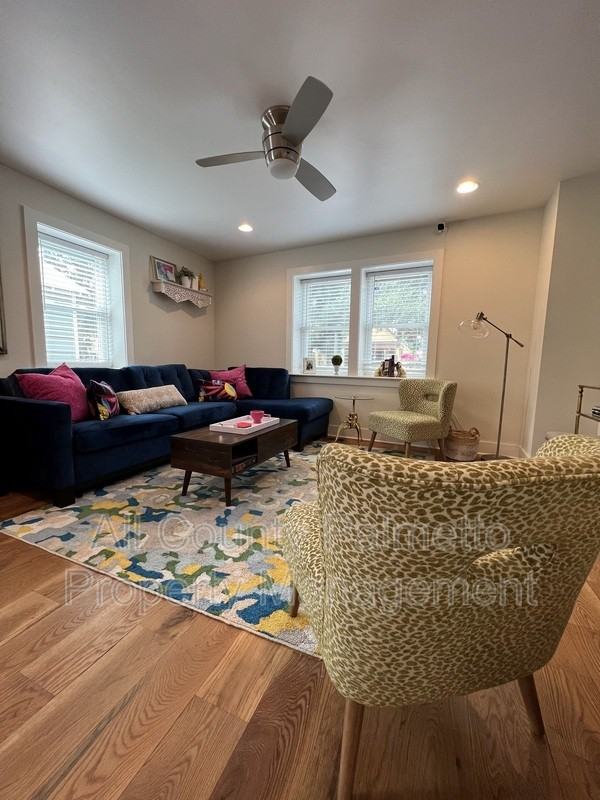 278 Ashley Ave - Photo 3 of 20