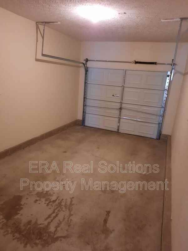 1010 N West St - Photo 2 of 12