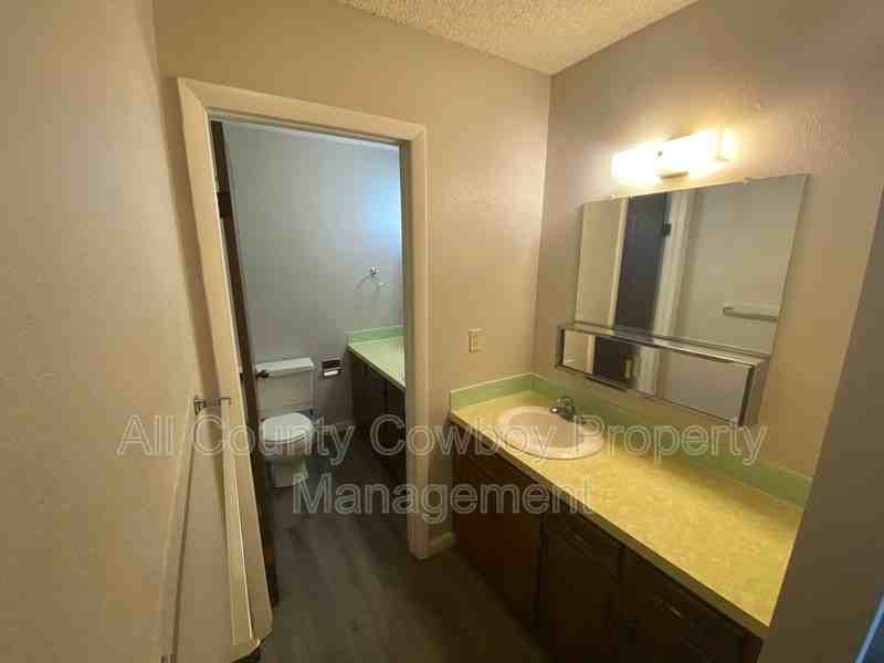 267 N 8th St #6 - Photo 7 of 13