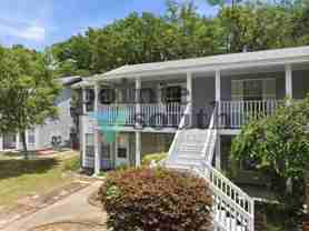 2813 Langley Ave - Photo 1 of 1