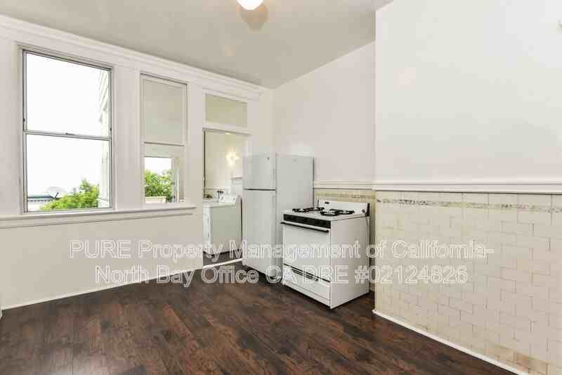532 Lombard St - Photo 6 of 17