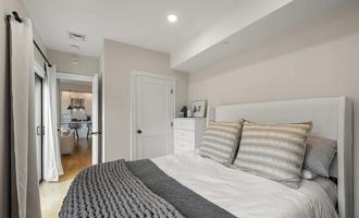 featured image of 391 Bunker Hill St