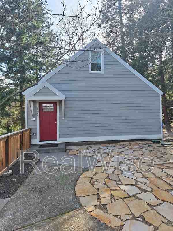 126 Strawberry Ln - Photo 3 of 15