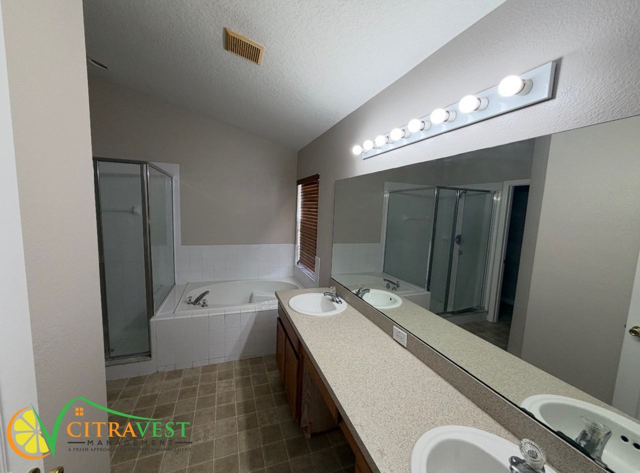 402 Halstead Dr - Photo 6 of 12