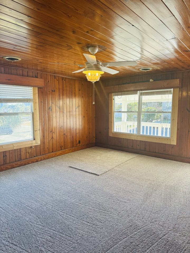 404 23rd Ave N #B - Photo 5 of 18