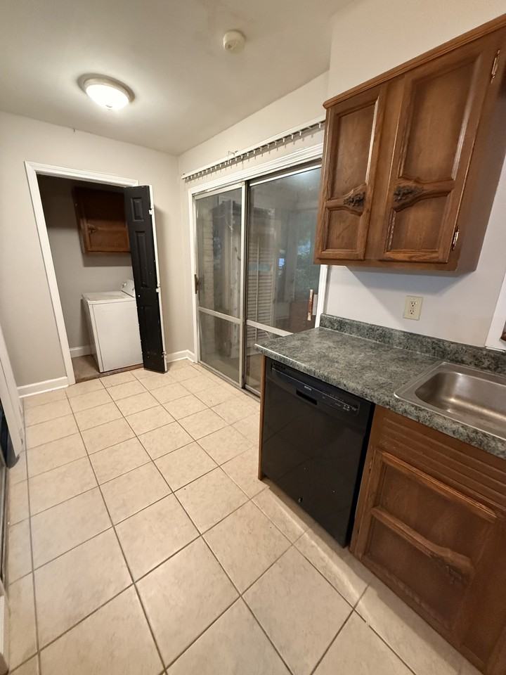4573 Boyce Rd - Photo 7 of 18