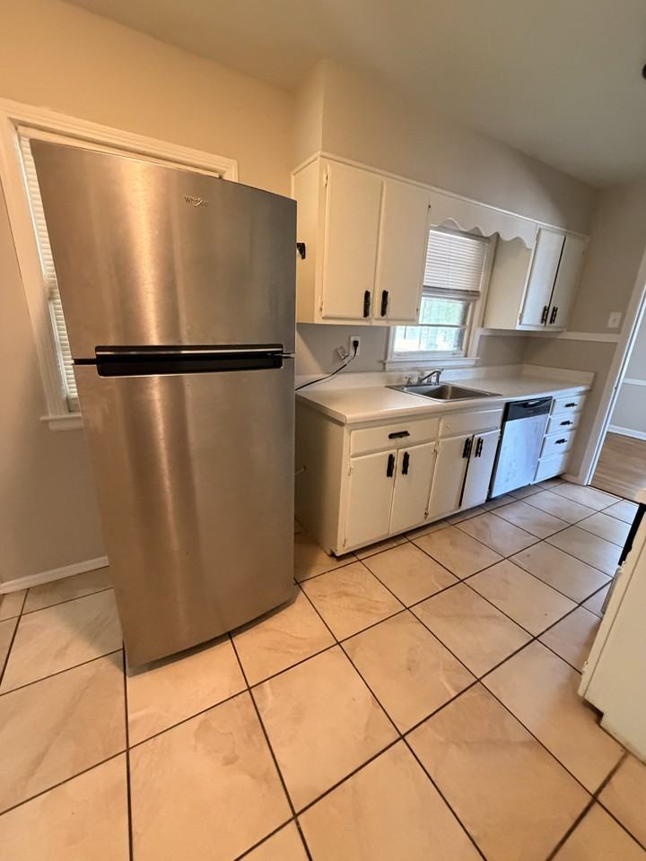 4672 Willow Rd - Photo 5 of 15