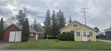 featured image of 827 4th St W