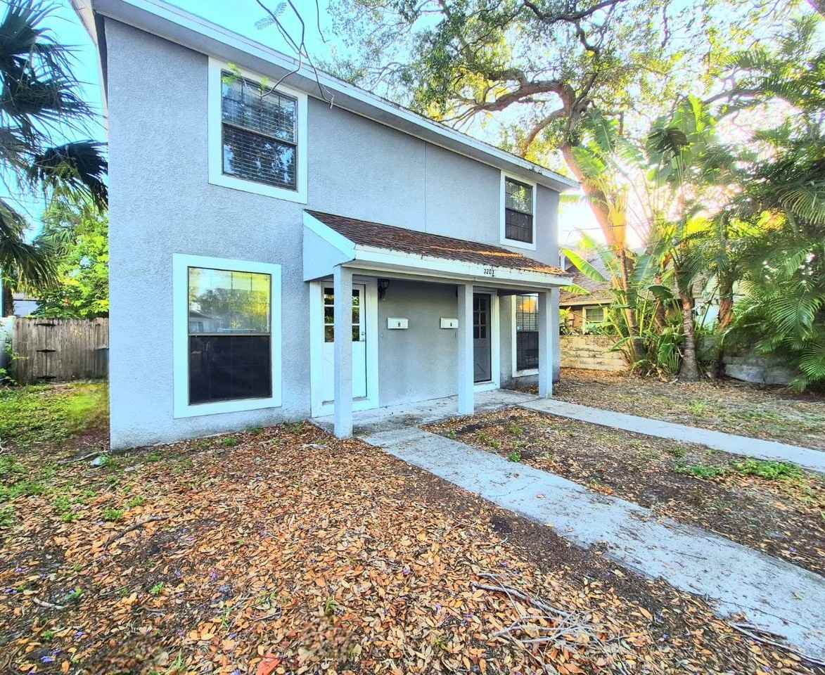 3203 W Tacon St #B - Photo 3 of 20