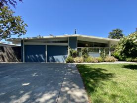 2120 Edgewood Dr - Photo 1 of 1