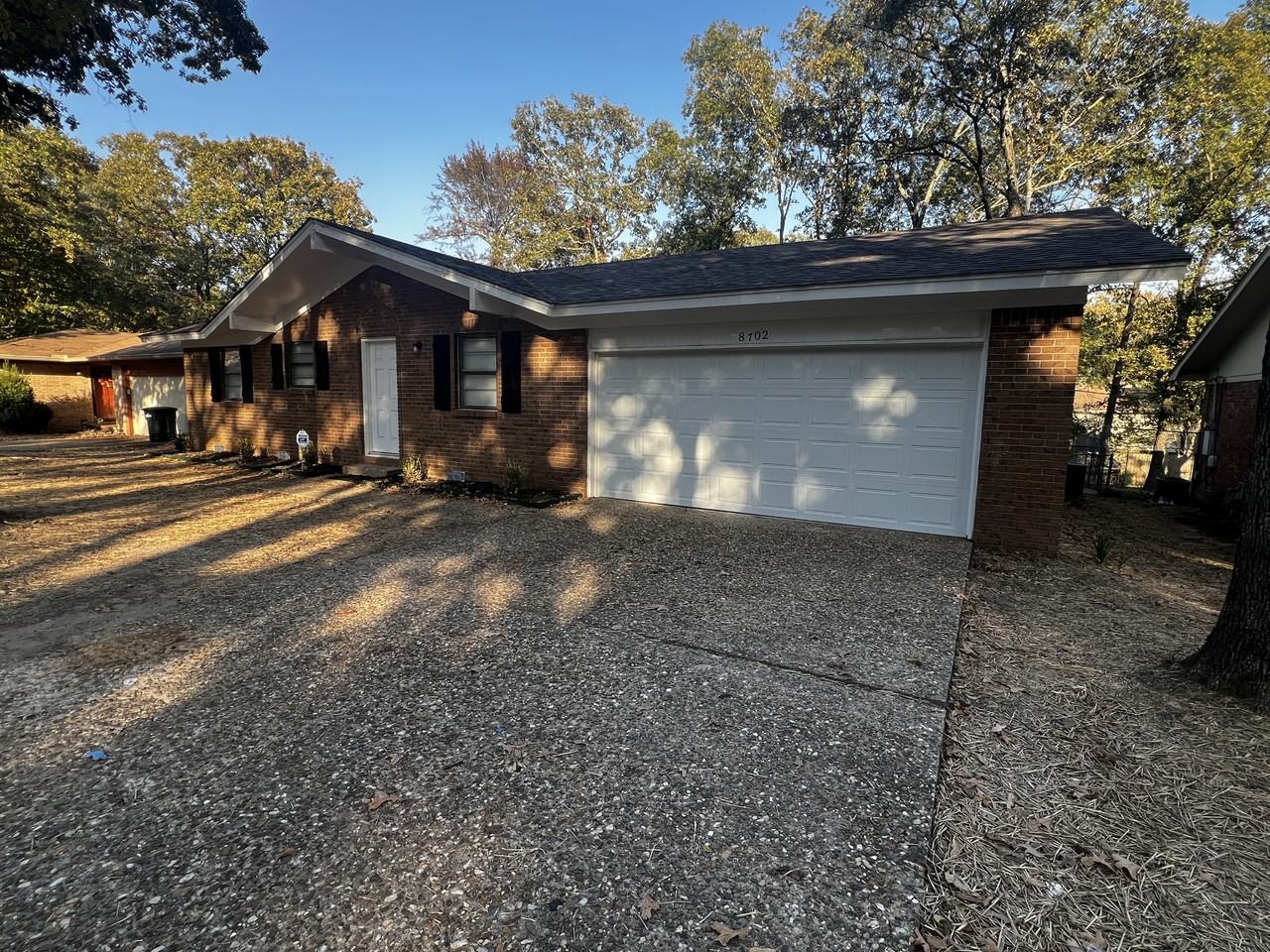 8702 Oakhaven Dr