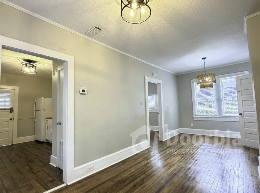 1763 Landon Ave - Photo 5 of 17