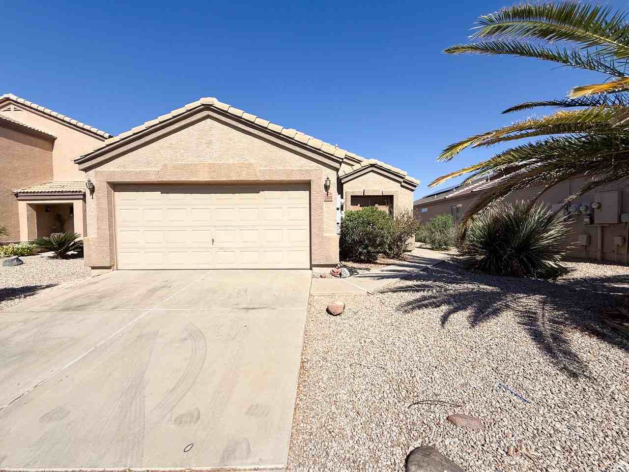 23816 N Wilderness Way - Photo 3 of 26