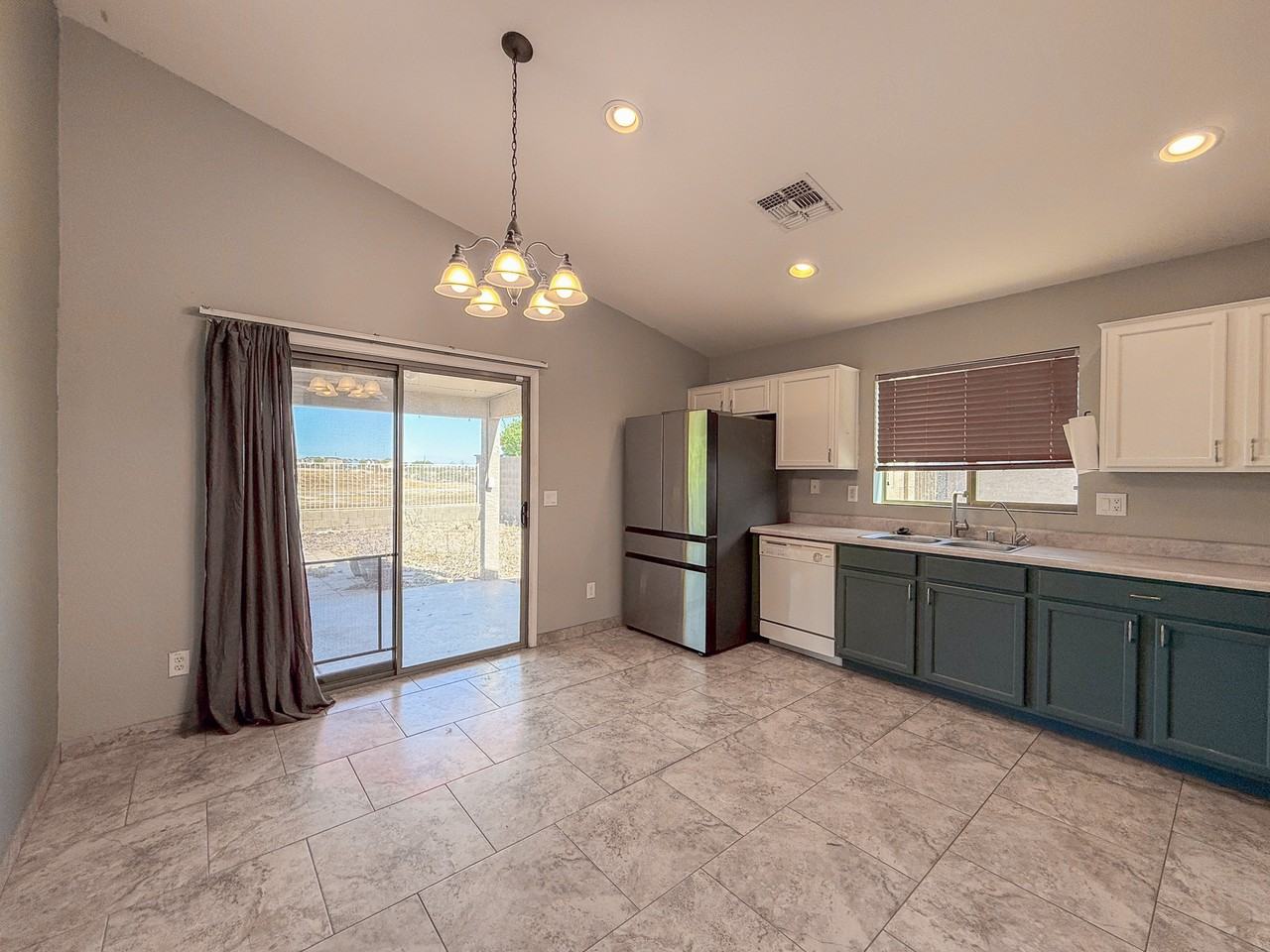 23816 N Wilderness Way - Photo 4 of 26