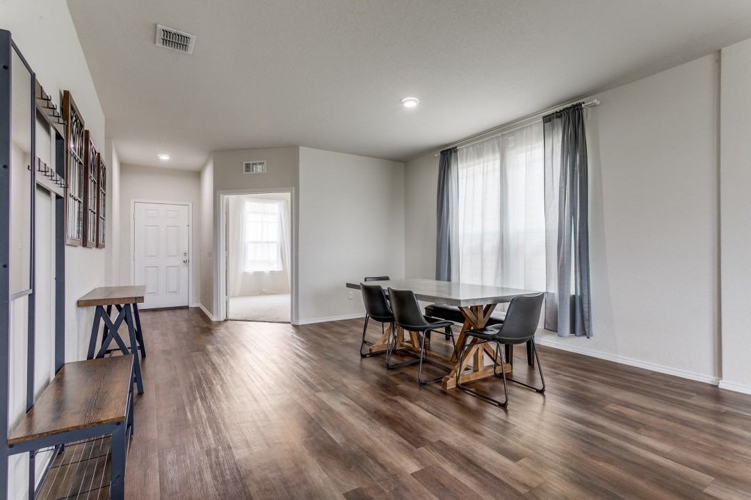 6727 Ashcat - Photo 3 of 25
