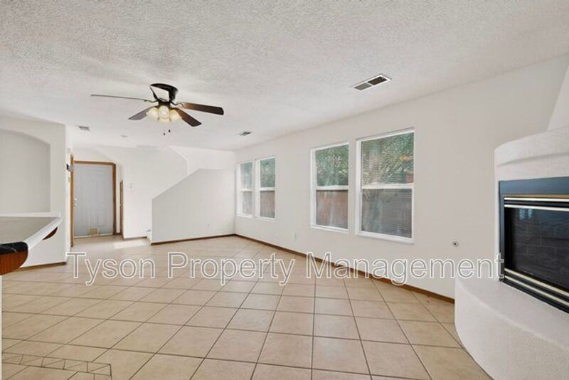 1700 Violetas Rd Nw - Photo 7 of 36