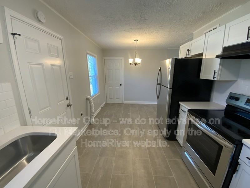 1359 S White Station Rd - Photo 5 of 19
