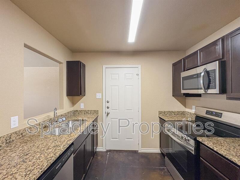1032 Mason Dr Apt A - Photo 5 of 14