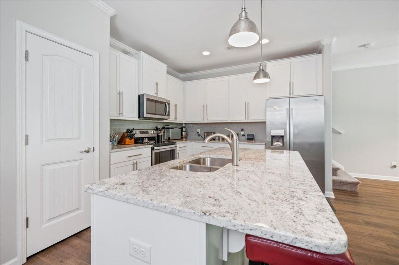 329 Sonoma Dr - Photo 6 of 23