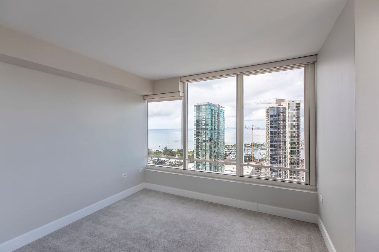 1009 Kapiolani Blvd #3910 - Photo 2 of 37
