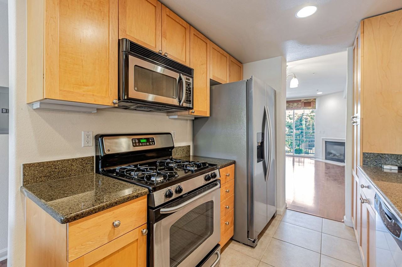 2643 Villa Cortona Way - Photo 5 of 27