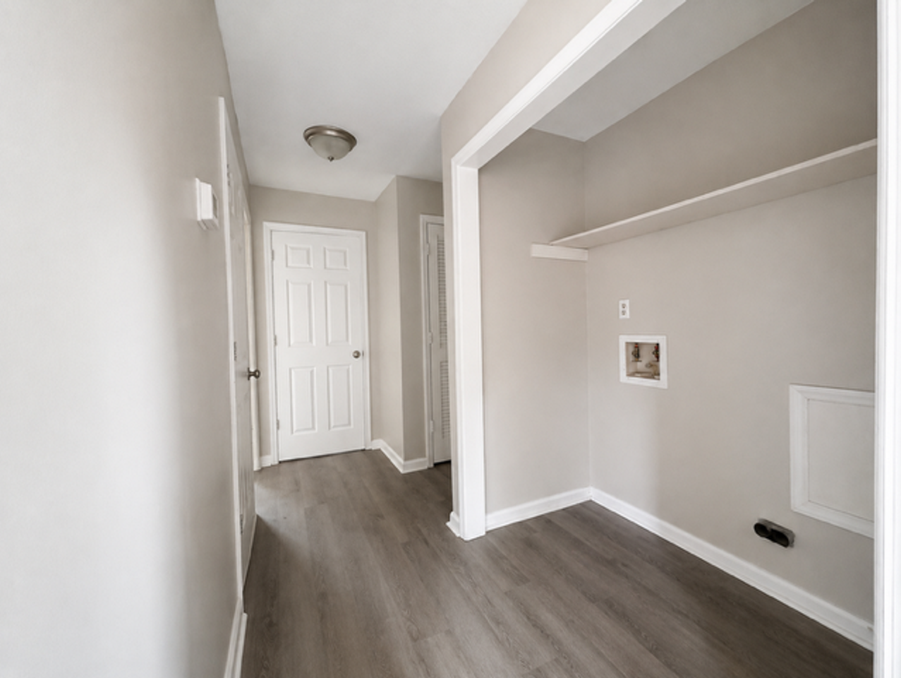4144 Bonnell Drive - Photo 4 of 8