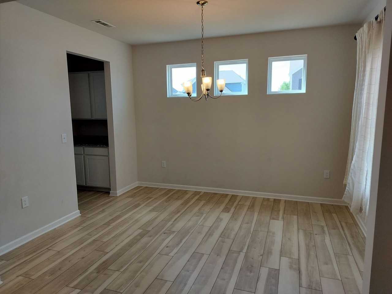1625 Old Barn Rd - Photo 7 of 27