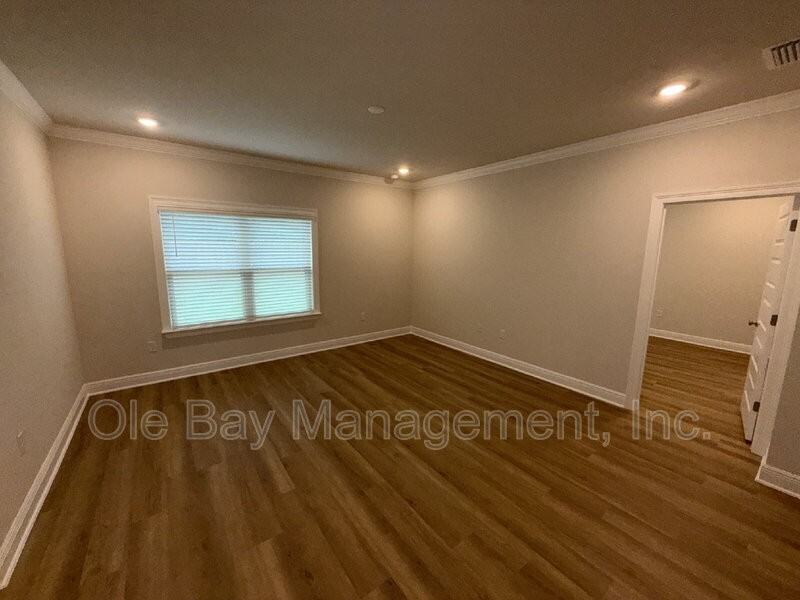 31697 Lyon Rd - Photo 7 of 11