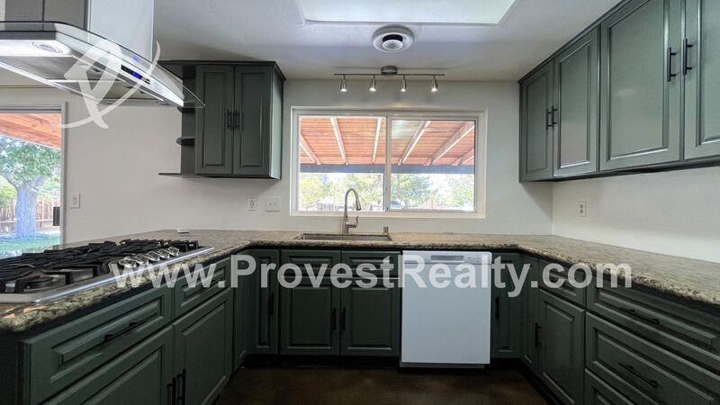 18370 Danbury Ave - Photo 7 of 27